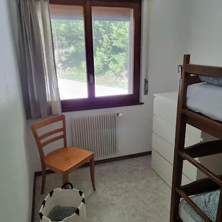 2-bedroom Condo, Terrace & Indoor Parking Apartment Crans-Montana